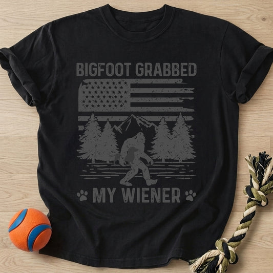 Bigfoot Wiener T-Shirt โ Black t-shirt