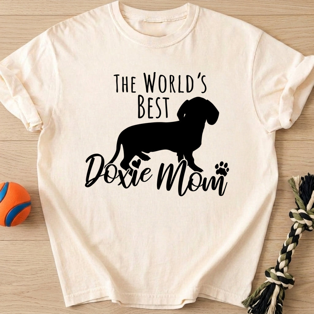 Best Doxie Mom T-Shirt – Ivory t-shirt