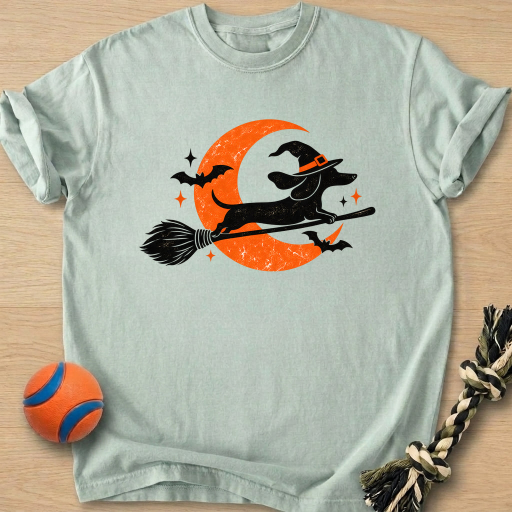 Broom Doxie T-Shirt – Bay t-shirt