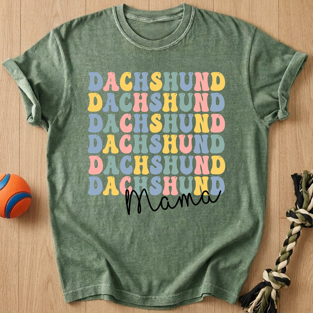 Dachshund Mama T-Shirt – Moss t-shirt