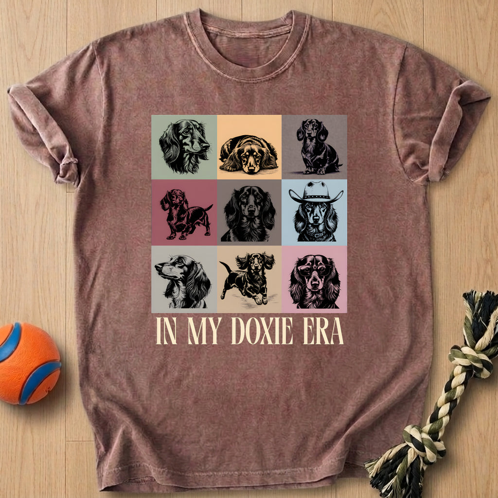Doxie Era T-Shirt – Espresso t-shirt