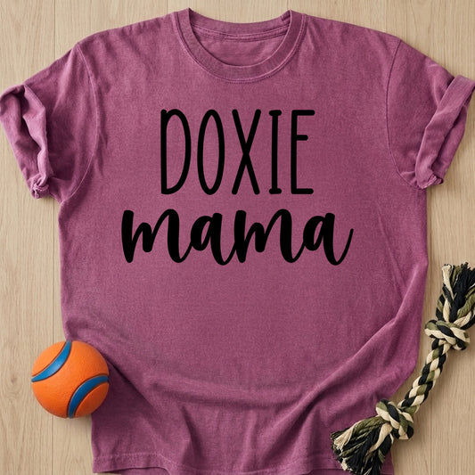 Doxie Mama T-Shirt – Berry t-shirt