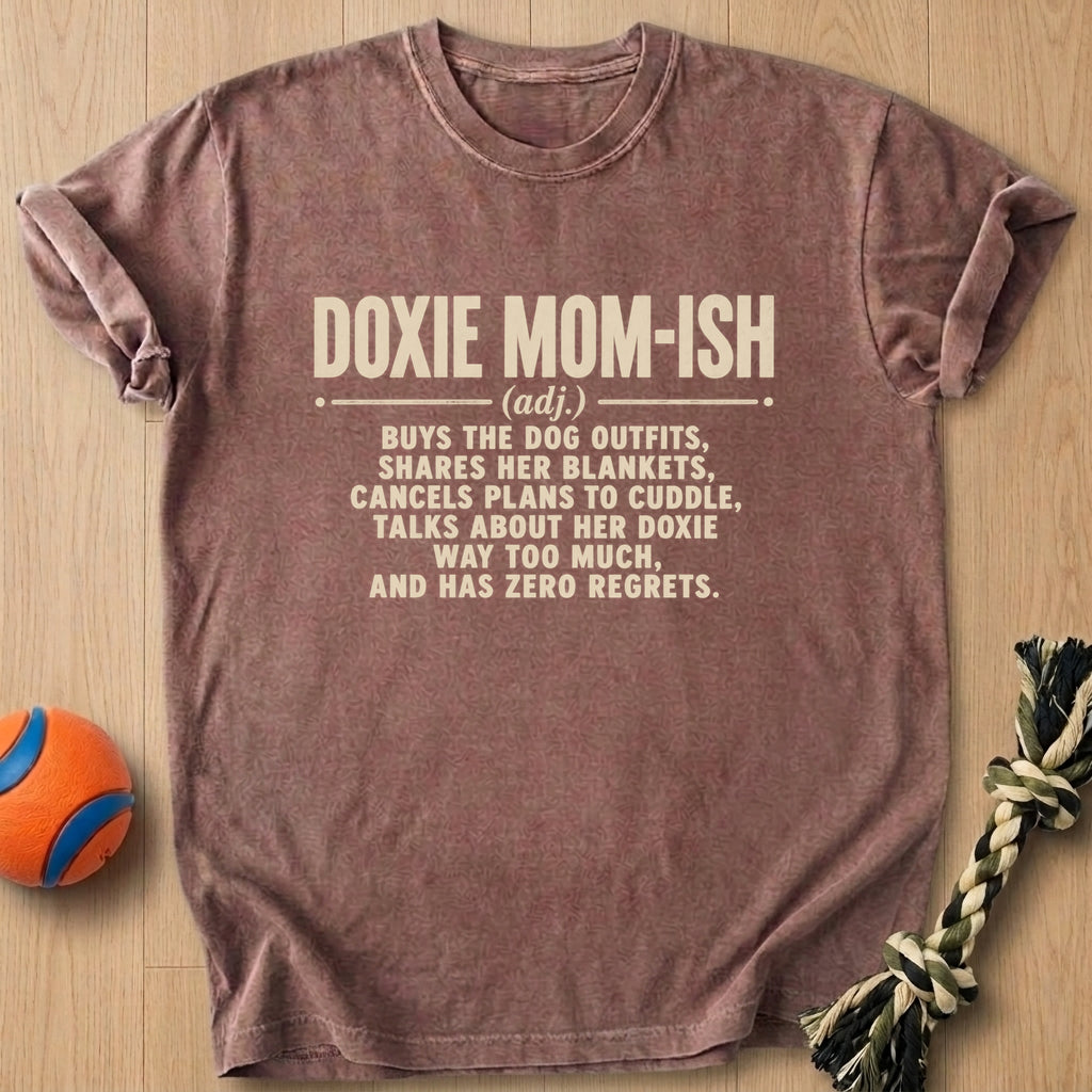 Doxie Mom Ish T-Shirt – Espresso t-shirt