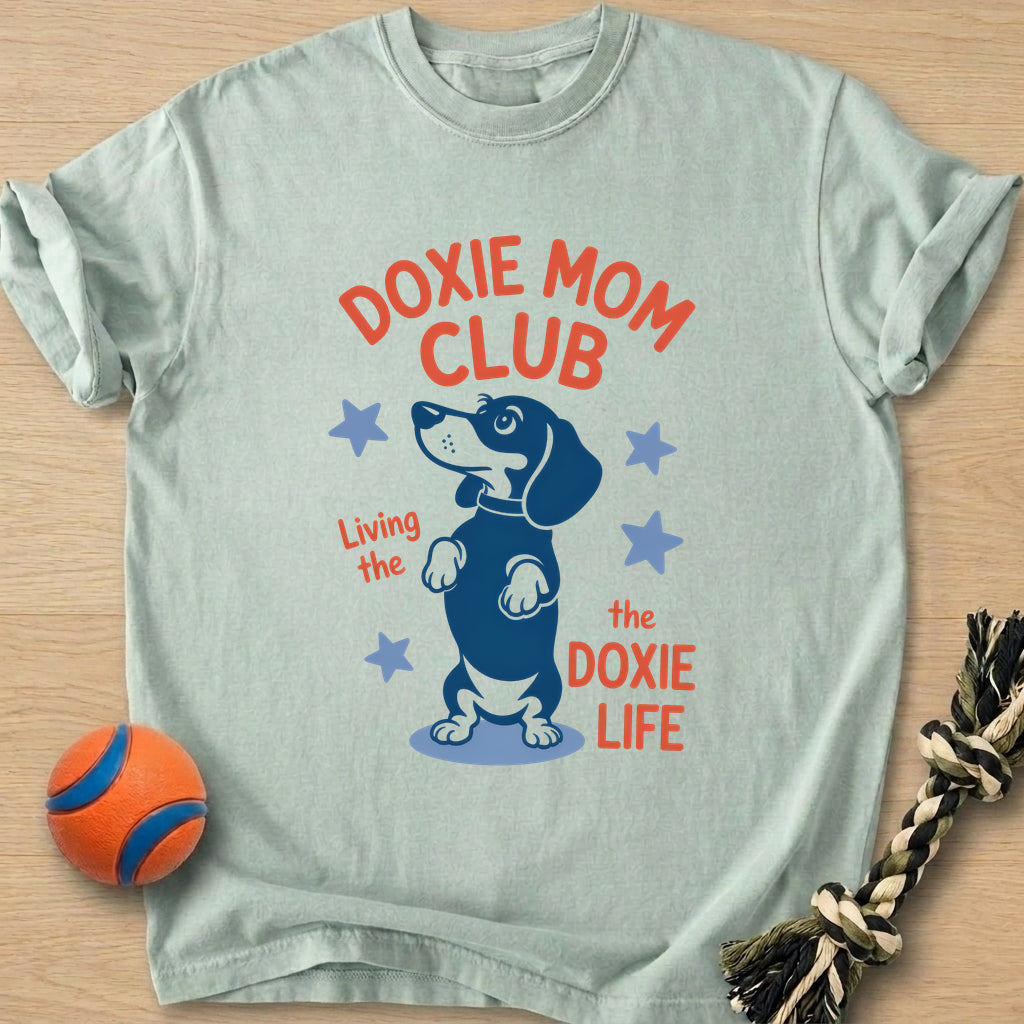 Doxie Mom Club T-Shirt – Bay t-shirt