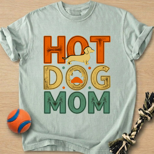 Hot Dog Mom T-Shirt – Bay t-shirt