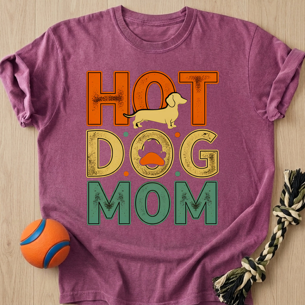 Hot Dog Mom T-Shirt – Berry t-shirt