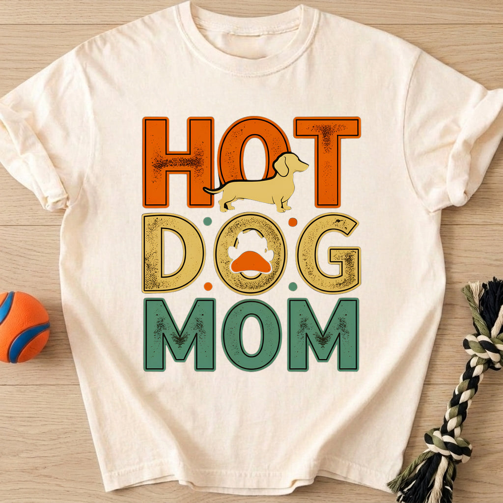 Hot Dog Mom T-Shirt – Ivory t-shirt
