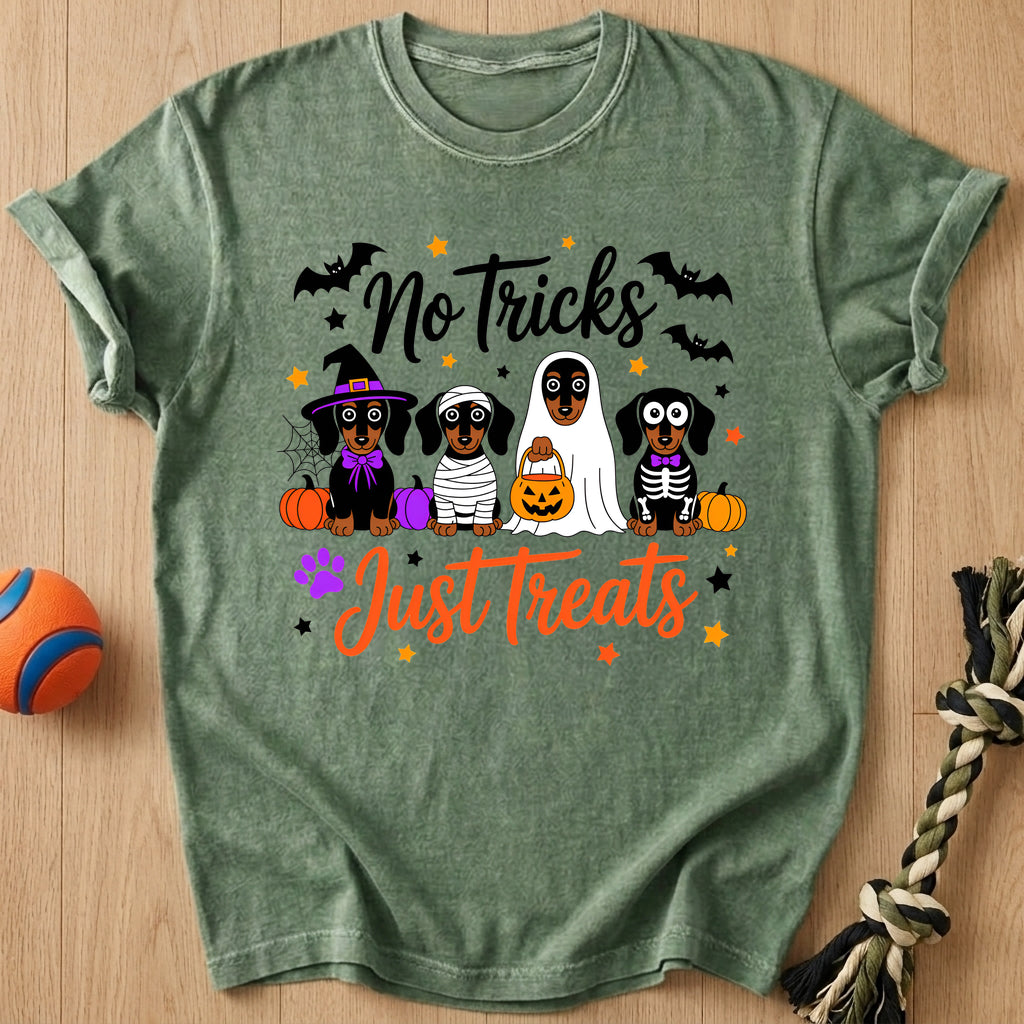 Just Treats T-Shirt – Moss t-shirt