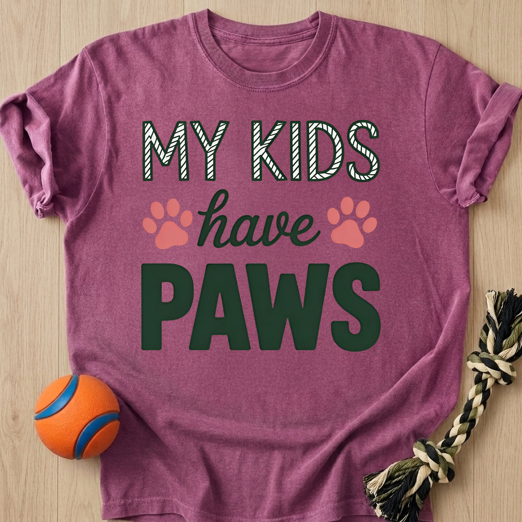 Kids Paws T-Shirt – Berry t-shirt