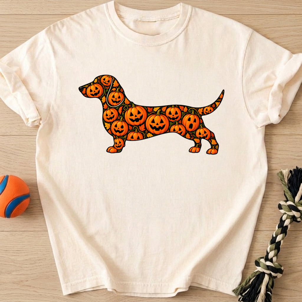 Pumpkin Doxie T-Shirt – Ivory t-shirt