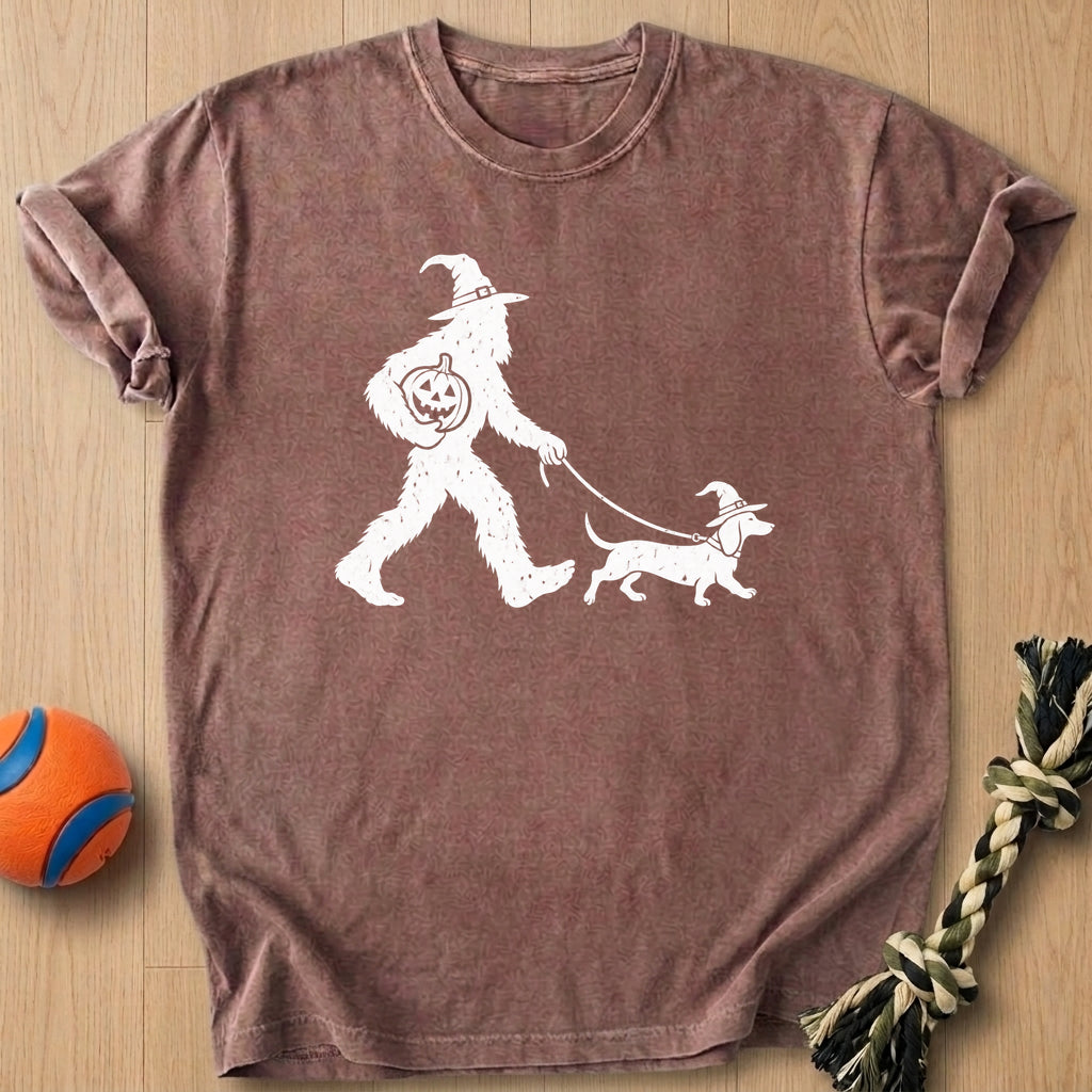 Sasquatch Stroll T-Shirt – Espresso t-shirt
