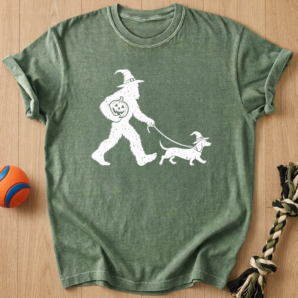 Sasquatch Stroll T-Shirt – Moss t-shirt