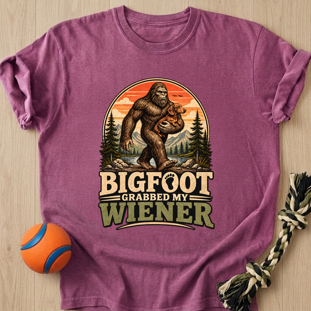 Squatch Grab T-Shirt – Berry t-shirt