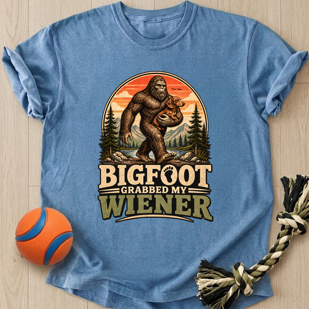 Squatch Grab T-Shirt – Bluejean t-shirt
