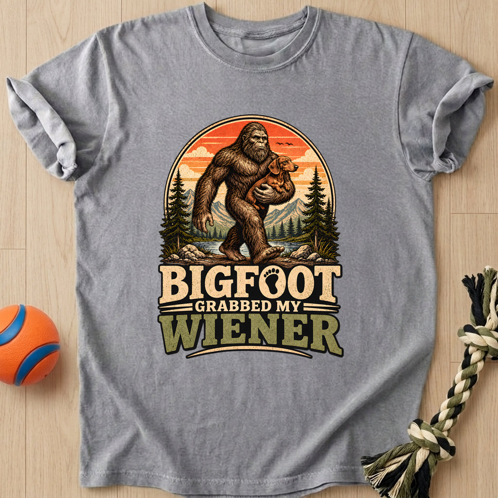 Squatch Grab T-Shirt – Grey t-shirt