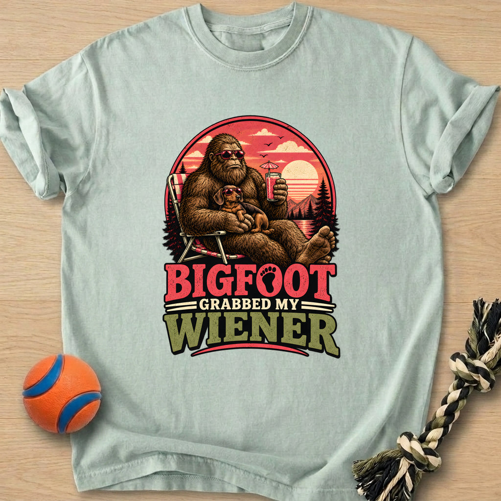 Squatch Vacation T-Shirt – Bay t-shirt