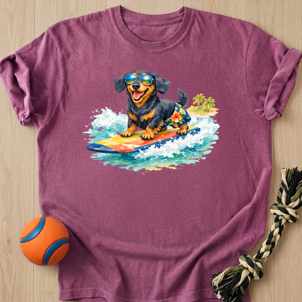 Surfing Dachshund T-Shirt – Berry t-shirt