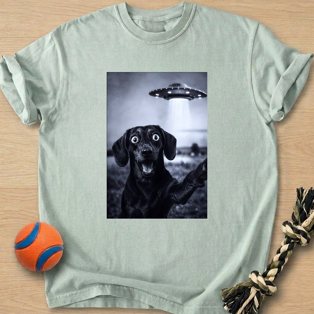 Ufo Doxie T-Shirt – Bay t-shirt