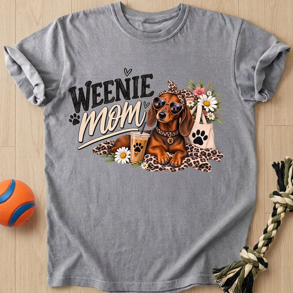 Weenie Mom T-Shirt – Grey t-shirt