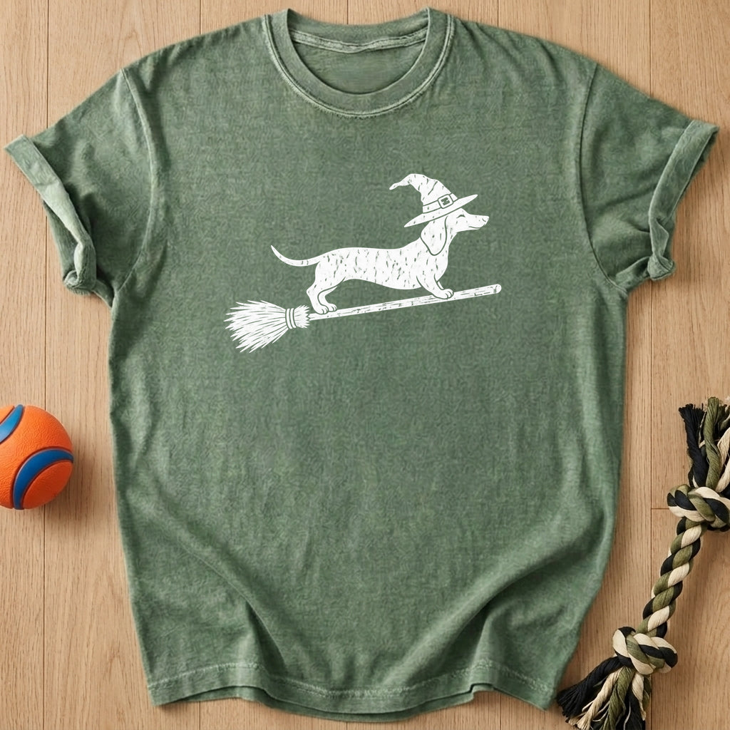 Wiener Witch T-Shirt – Moss t-shirt