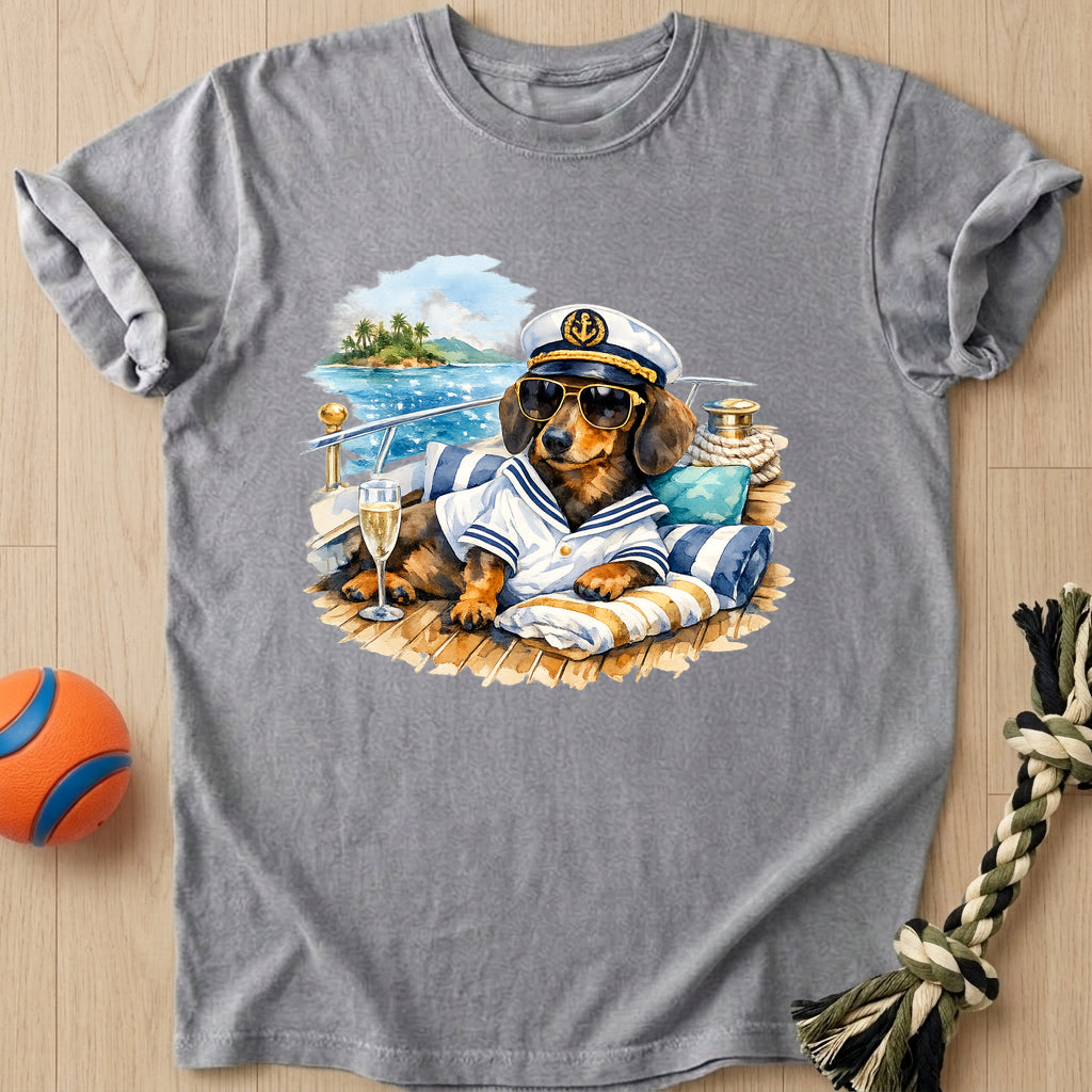 Yacht Dachshund T-Shirt – Grey t-shirt